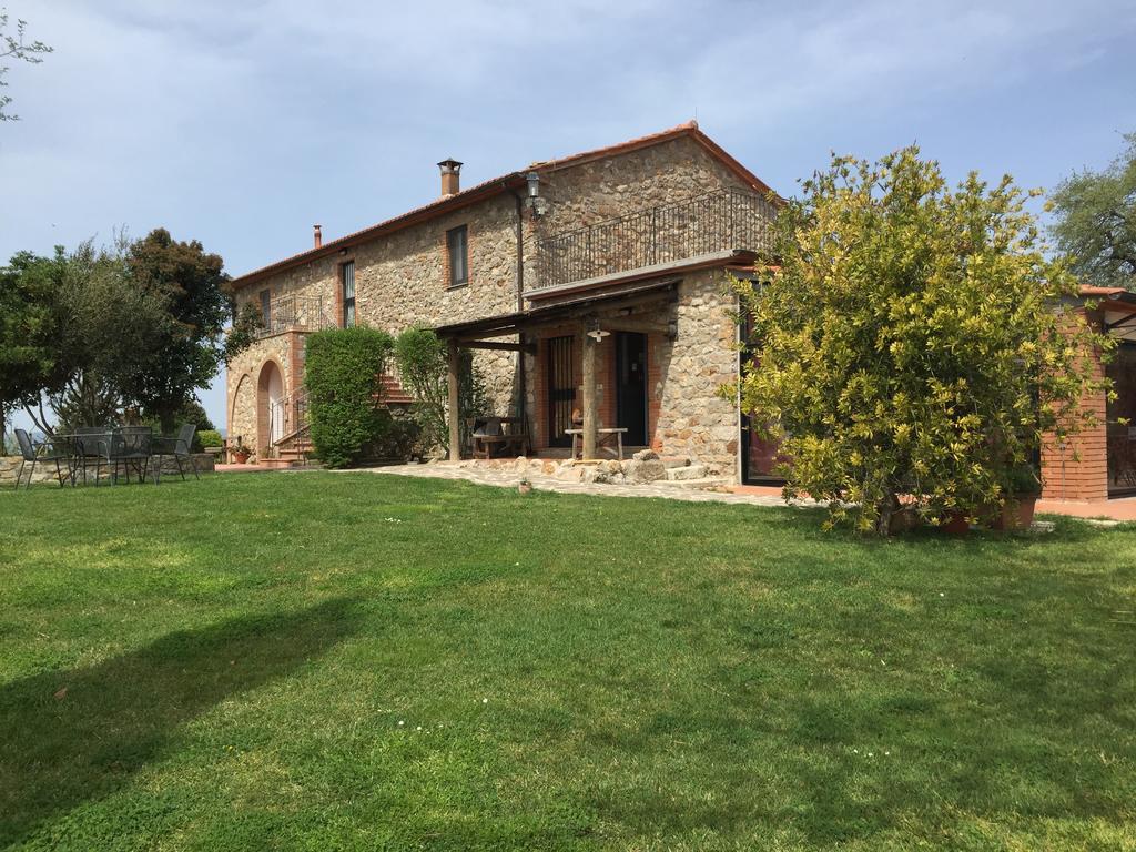 Agriturismo Podere S. Croce Saturnia Eksteriør billede